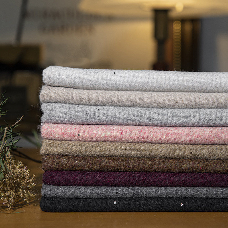 Sternenhimmel-Pailletten-Tweed – Sewing Tweed Bewertung und Preis