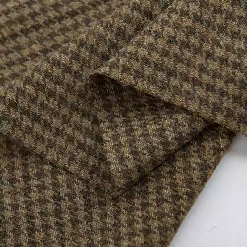 Heller Kaffee, kleiner Hahnent – Sewing Tweed Bewertung und Preis